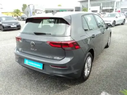 Photo 36 Volkswagen Golf  1.0 eTSI OPF 110 DSG7