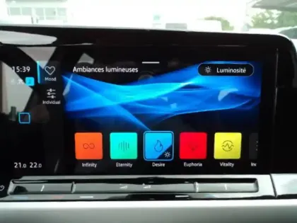 Photo 58 Volkswagen Golf  1.0 eTSI OPF 110 DSG7