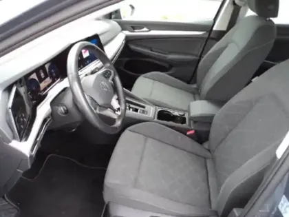 Photo 41 Volkswagen Golf  1.0 eTSI OPF 110 DSG7