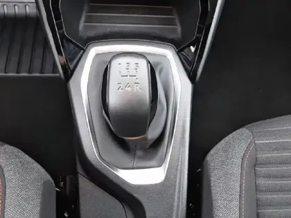 Photo 44 Peugeot 208  PureTech 75 S&S BVM5