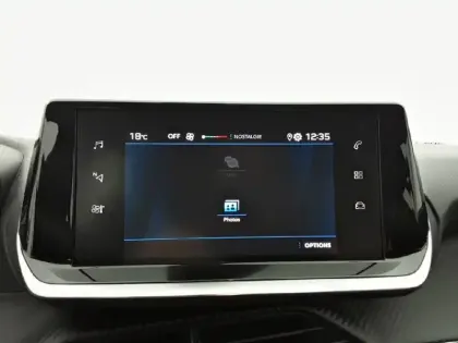Photo 54 Peugeot 208  PureTech 75 S&S BVM5