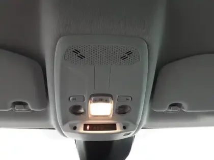 Photo 61 Peugeot 208  PureTech 75 S&S BVM5