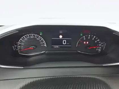Photo 40 Peugeot 208  PureTech 75 S&S BVM5