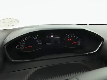 Photo 30 Peugeot 208  PureTech 75 S&S BVM5