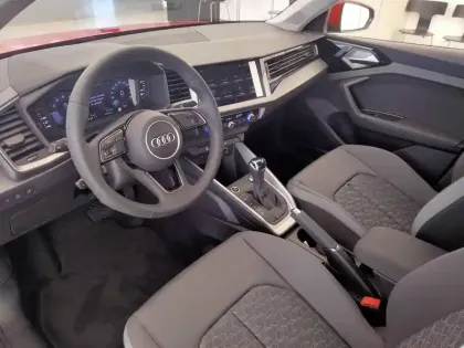 Photo 13 Audi A1  Sportback 25 TFSI 95 ch S tronic 7