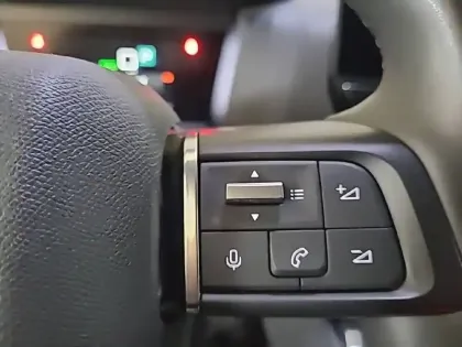 Photo 50 Citroën C4 e- 136 ch Automatique