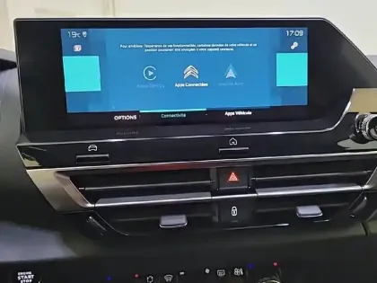 Photo 46 Citroën C4 e- 136 ch Automatique