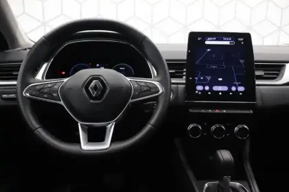 Photo 16 Renault Captur  E-Tech full hybrid 145