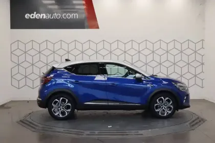 Photo 11 Renault Captur  E-Tech full hybrid 145