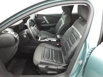 Photo 26 Citroën C4  PureTech 130 S&S EAT8