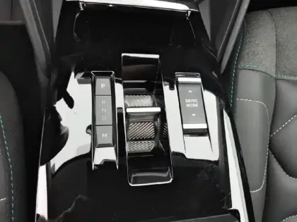 Photo 29 Citroën C4  PureTech 130 S&S EAT8