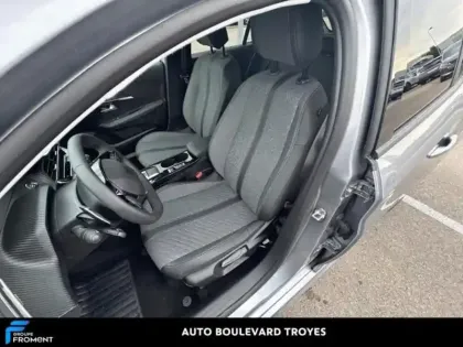 Photo 25 Peugeot 208  1.2 Hybrid 110ch Allure e-DCS6