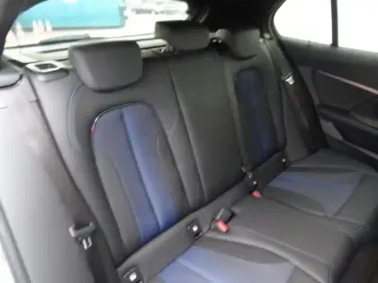 Photo 9 BMW Serie 1 Série 1 118iA 136ch M Sport DKG7