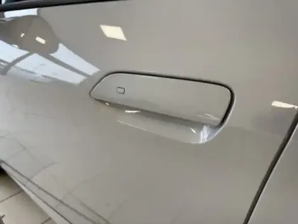 Photo 27 BYD Dolphin Gén. I Ph1 Comfort 5