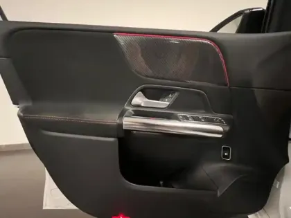 Photo 16 Mercedes Classe B 180 d AMG Line Edition Ed