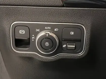 Photo 18 Mercedes Classe B 180 d AMG Line Edition Ed