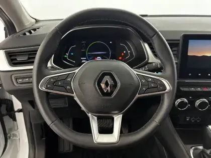 Photo 14 Renault Captur  E-Tech 145 - 21