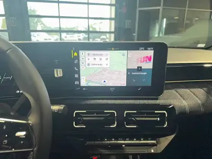 Photo 11 Renault 5 Renault  E-Tech Electrique 10 ch autonomie confort