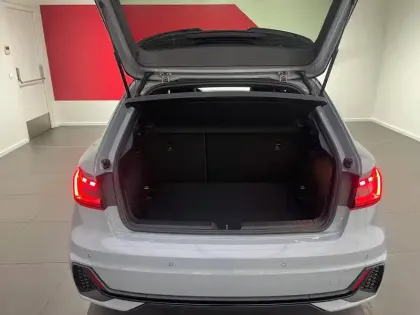 Photo 17 Audi A1  Sportback 30 TFSI 116 ch S tronic 7