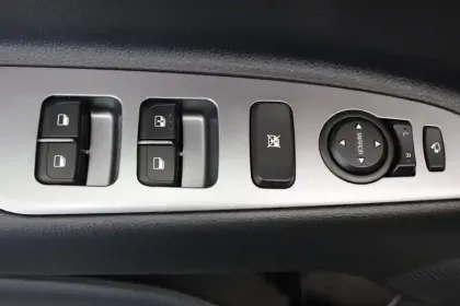 Photo 65 Kia Stonic  1.0 T-GDi 100 ch DCT7