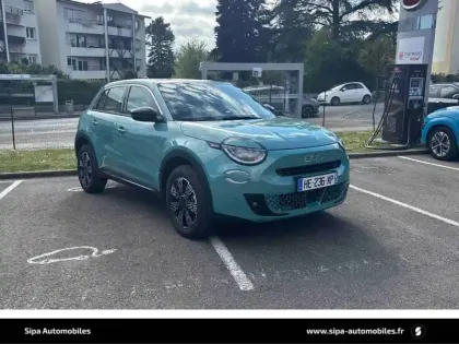 Photo 66 Fiat 600  T-Gen 3 1.2 Hybrid 110ch eDCT6