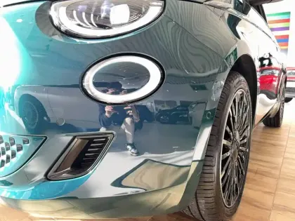 Photo 20 Fiat 500  3+1 e 118 ch