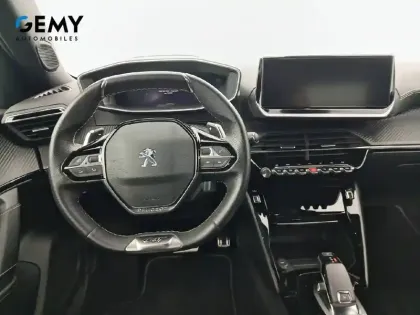 Photo 31 Peugeot 2008  PureTech 130 S&S EAT8