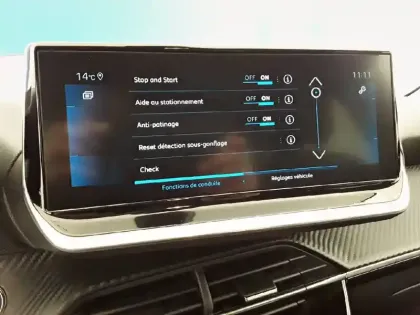 Photo 19 Peugeot 208  PureTech 100 S&S BVM6