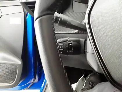 Photo 21 Peugeot 208  PureTech 100 S&S BVM6