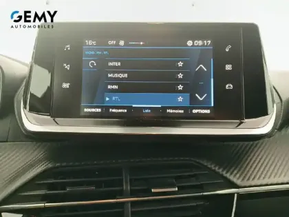 Photo 29 Peugeot 208  PureTech 100 S&S BVM6