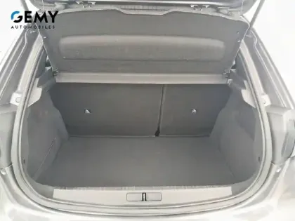 Photo 21 Peugeot 208  PureTech 100 S&S BVM6