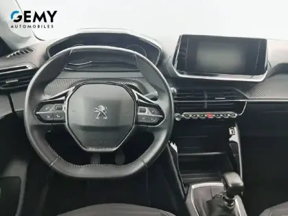 Photo 23 Peugeot 208  PureTech 100 S&S BVM6