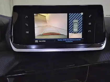 Photo 19 Peugeot 2008  PureTech 130 S&S EAT8