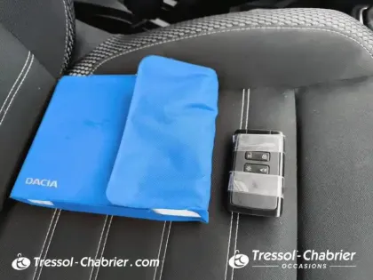 Photo 15 Dacia Duster  Blue dCi 115 4x2 Prestige