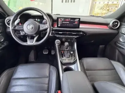 Photo 27 Alfa Romeo Tonale  1.5 Hybrid 130ch Edizione Speciale TCT