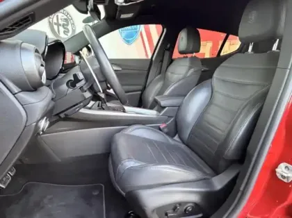 Photo 26 Alfa Romeo Tonale  1.5 Hybrid 130ch Edizione Speciale TCT