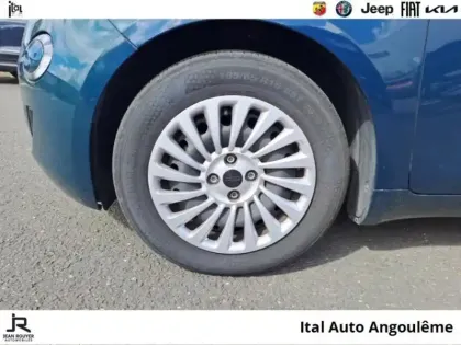 Photo 9 Fiat 500  e 95ch Action