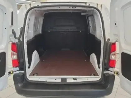 Photo 9 Peugeot Partner  M 650kg BlueHDi 130ch S&S EAT8 Pack Premium Connect