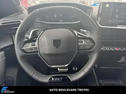 Photo 23 Peugeot 2008  1.2 Hybrid 145ch GT e-DCS6