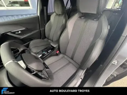 Photo 25 Peugeot 2008  1.2 Hybrid 145ch GT e-DCS6