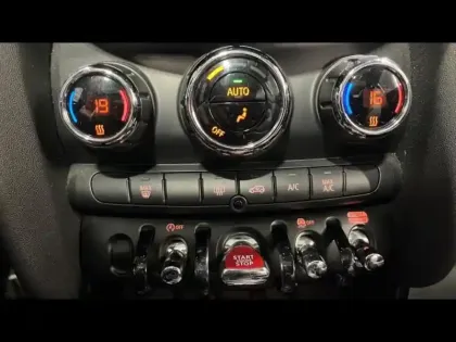 Photo 29 Mini Mini  Cooper 136ch Edition Camden BVA7