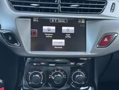 Photo 8 Citroën C3 II PureTech 68 BVM Feel Edition