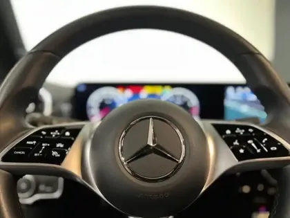 Photo 7 Mercedes Classe A 180 Progressive Line