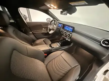 Photo 6 Mercedes Classe A 180 Progressive Line