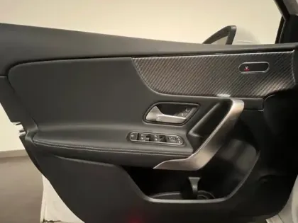 Photo 16 Mercedes Classe A 180 Progressive Line