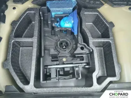 Photo 23 Peugeot 208  BlueHDi 100 S&S BVM6