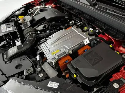 Photo 22 Renault Arkana  E-Tech 145 - 23