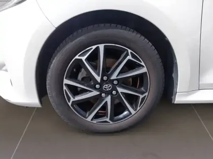 Photo 13 Toyota Yaris  Hybride 116h