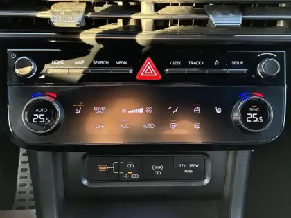 Photo 17 Hyundai Tucson  1.6 T-GDI 215 Hybrid BVA6