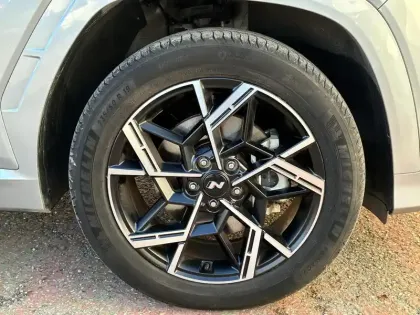 Photo 7 Hyundai Tucson  1.6 T-GDI 215 Hybrid BVA6